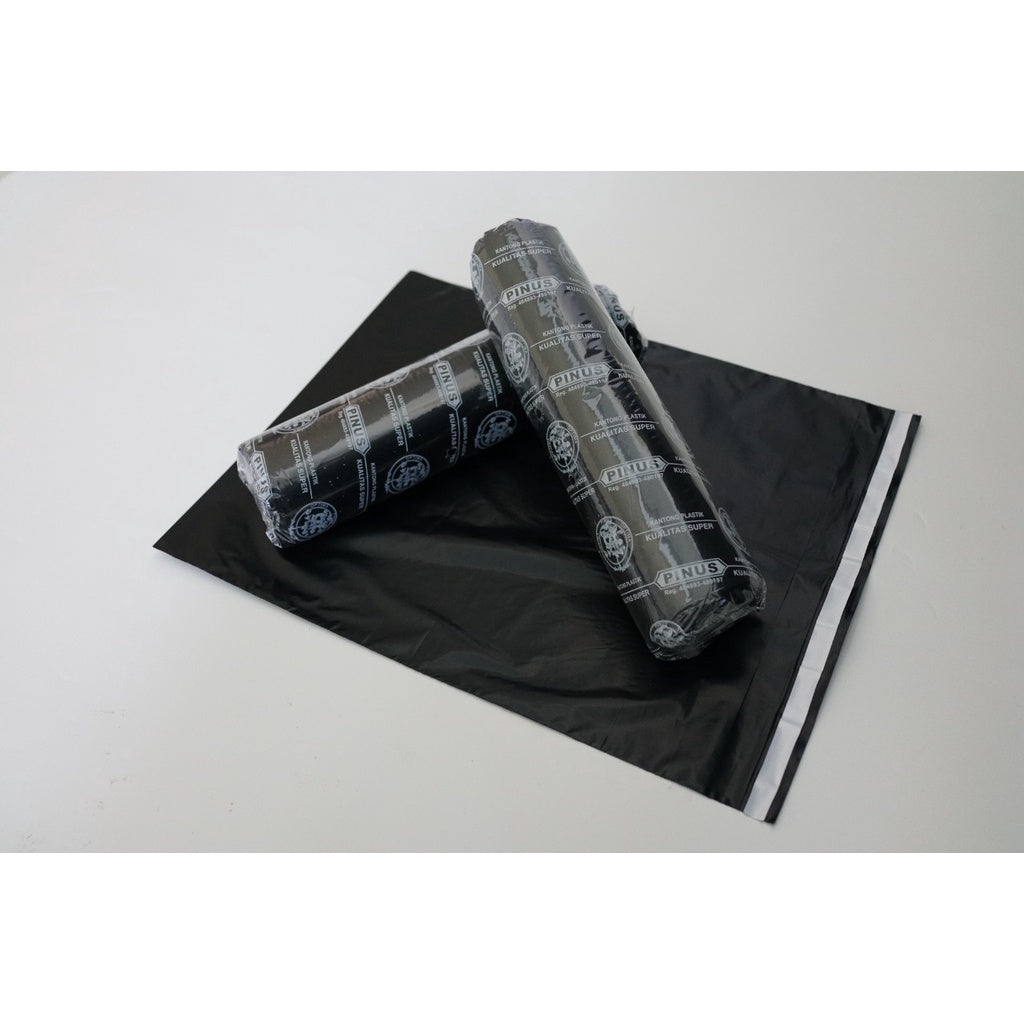 Plastik Packing Polymailer 17X30CM isi100pcs PINUS HITAM EKONOMIS